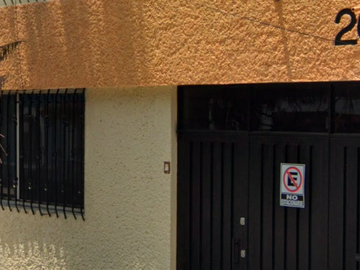 CASA EN SANTA MARIA LA RIBERA EN GRAN VENTA DE REMATE