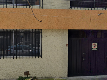 CASA EN SANTA MARIA LA RIBERA EN GRAN VENTA DE REMATE