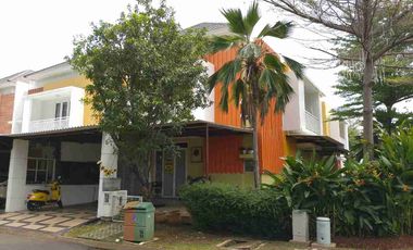 Rumah Hook 2 lantai dalam cluster dekat mall dan sekolah di summarecon bekasi