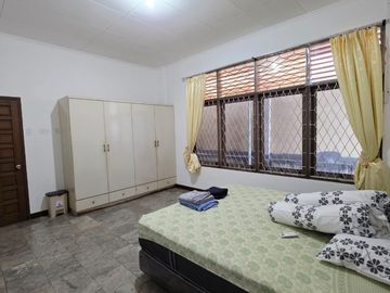DISEWAKAN RUMAH FULLFURNISHED MEWAH DI JALAN JOHAR PONTIANAK KALIMANTAN BARAT