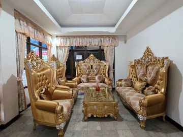 DISEWAKAN RUMAH FULLFURNISHED MEWAH DI JALAN JOHAR PONTIANAK KALIMANTAN BARAT