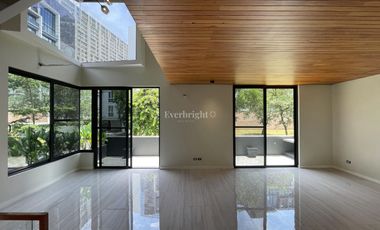 McKinley West Village | House and Lot For Sale - #9144