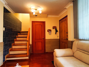 Casa - Macasto, Urbanización Valle hermoso 3, Ambato, Ecuador