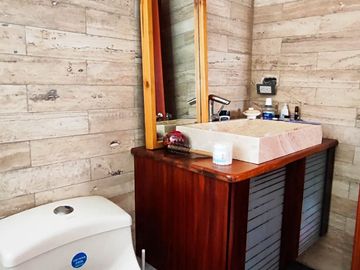 Casa - Macasto, Urbanización Valle hermoso 3, Ambato, Ecuador