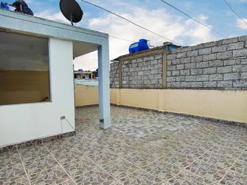 Casa - Macasto, Urbanización Valle hermoso 3, Ambato, Ecuador