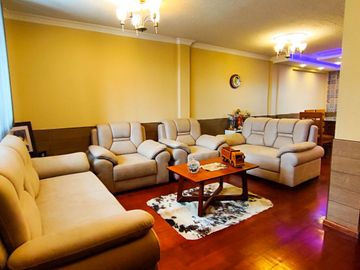 Casa - Macasto, Urbanización Valle hermoso 3, Ambato, Ecuador