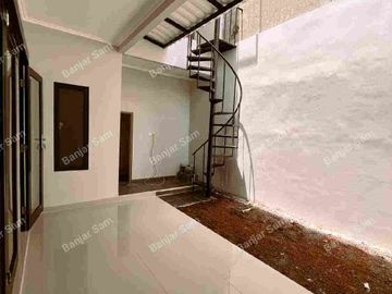 Rumah Hook Minimalis Tropis, Nyaman, Lokasi Dekat Tol, Rs, Sekolah, Mall