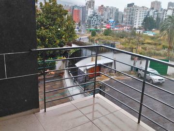 Departamento en venta sector González Suárez