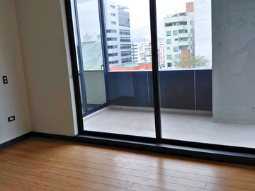 Departamento en venta sector González Suárez