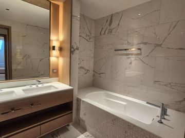 Fully Furnished 1 Bedroom Unit at Aurelia Residences for Lease