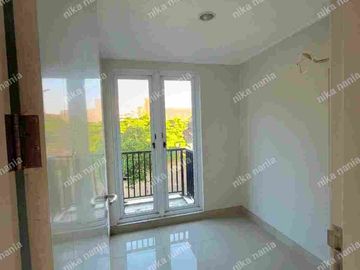 rumah siap huni turun harga murah kebayoran