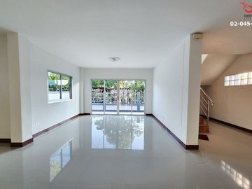 ขายบ้านเดี่ยว 2ชั้น 60ตร.วา ถนนไมตรีจิต-คู้คลองสิบ หนองจอก พร้อมอยู่