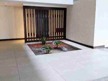 Departamento en venta sector González Suárez