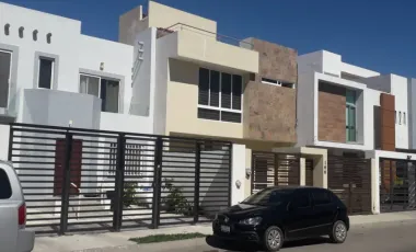 Casa en venta Río Potomac, Fovissste 100, Fluvial Vallarta, Puerto Vallarta, Jalisco, México