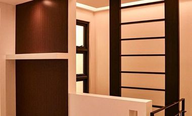 For Sale: 4 Bedroom 4BR Townhouse in West Kamias at Quezon City