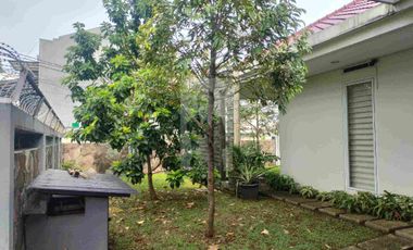 Rumah Villa Hoek Mewah Tanah Baru Residen Furnish Akses Sentul Summarecon Jagorawi