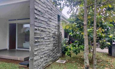 Rumah Villa Hoek Mewah Tanah Baru Residen Furnish Akses Sentul Summarecon Jagorawi