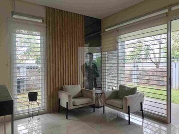 Rumah Villa Hoek Mewah Tanah Baru Residen Furnish Akses Sentul Summarecon Jagorawi