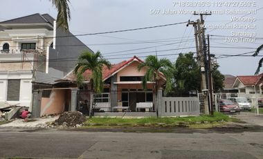 Dijual Rumah pojok hitung tanah di Raya double way Wonorejo Permai