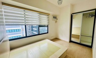 For Rent: 3 Bedroom 3BR Loft Type Condo in The Fort Residences at Taguig City