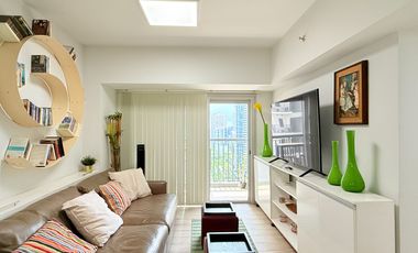 FOR RENT One Maridien in BGC 1 Huge Room