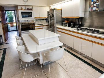 CASA EN VENTA EN COLINAS DE SAN JAVIER