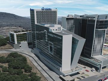 🏙️ Renta de oficina de 25 m2 en piso 10, Vista a Qro — WTC Juriquilla
