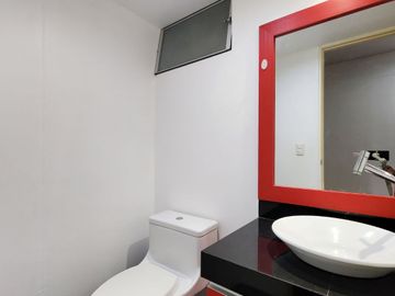 ✨SE VENDE DEPARTAMENTO EN SAN ISIDRO - 2 dormitorios + Family Room + cochera + depósito ✨