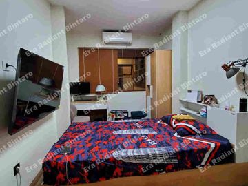 Dijual Cepat Rumah 4 lantai di Pinang  Mas Pondok Indah