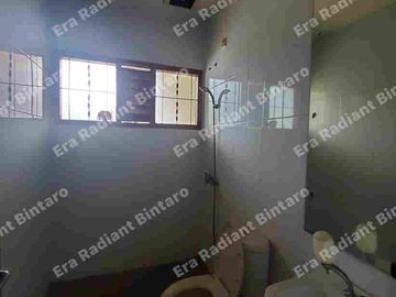 Disewakan Rumah Ada Kolam Renang Di kavling Polri Ragunan Jak sel