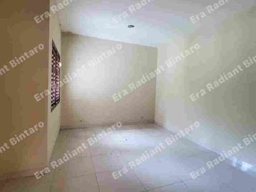 Disewakan Rumah Ada Kolam Renang Di kavling Polri Ragunan Jak sel