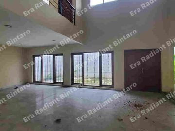 Disewakan Rumah Ada Kolam Renang Di kavling Polri Ragunan Jak sel