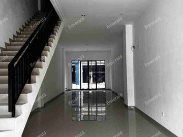 Rukan Hadap Jalan Kawasan Euro Asia PIK 2