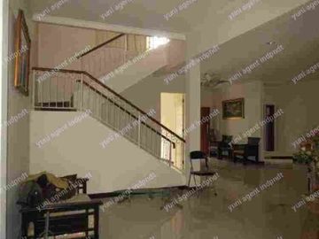 Rumah jual minimalis boulevard sudah renovasi diLegenda wisata