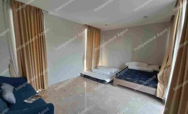 Rumah Dengan Privatepool di Ampera Jakarta Selatan