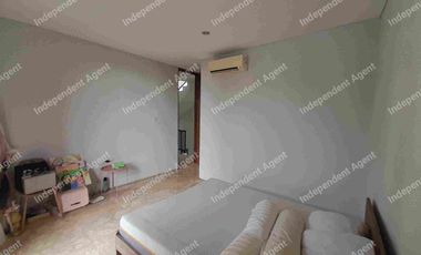 Rumah Dengan Privatepool di Ampera Jakarta Selatan