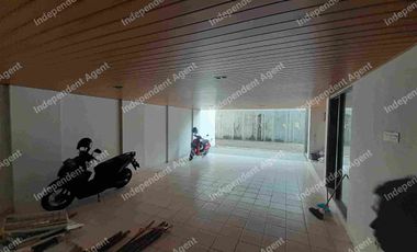 Rumah Dengan Privatepool di Ampera Jakarta Selatan