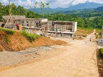 Di Jual Kavling SHM pinggir jalan besar bernuansa korea jepang