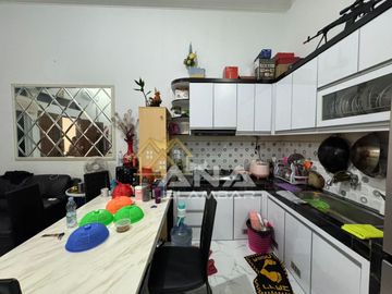 ANA RUMAH BEBAS BANJIR UK 4X14M DI JELAMBAR