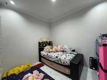 ANA RUMAH BEBAS BANJIR UK 4X14M DI JELAMBAR