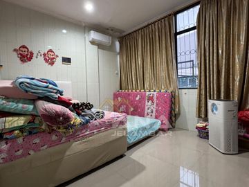 ANA RUMAH NGANTONG UK 4.3X12.65M DI JELAMBAR