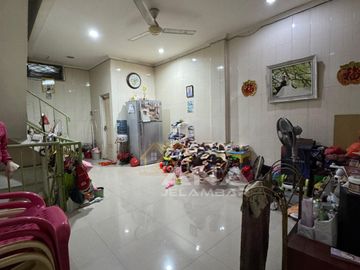 ANA RUMAH NGANTONG UK 4.3X12.65M DI JELAMBAR