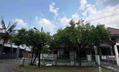 Dijual Rumah Siap Huni di Kemang Pratama 2, Bekasi
