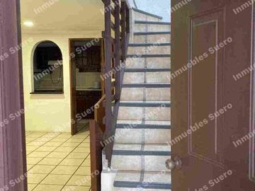 Hermosa casa en venta en Las Fuentes