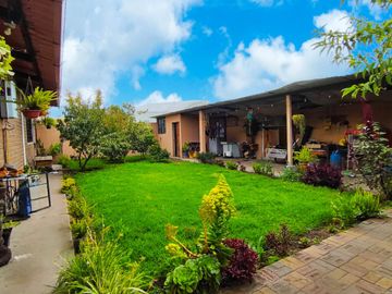 CASA - CEVALLOS , Santa Rosa, Ecuador