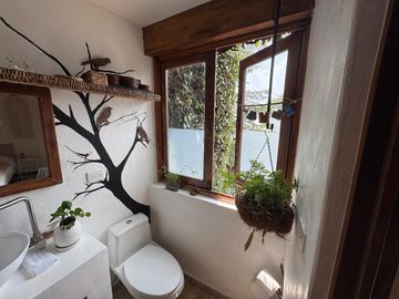 HERMOSA Y ACOGEDORA CASA EN VENTA EN LINDO CONDOMINIO EN SAN NICOLÁS TOTOLAPAN