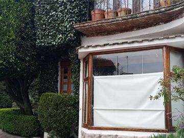 HERMOSA Y ACOGEDORA CASA EN VENTA EN LINDO CONDOMINIO EN SAN NICOLÁS TOTOLAPAN