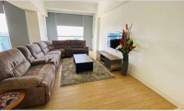 For Rent: 2 Bedroom 2BR Unit in One Shangri-La Place, Mandaluyong City