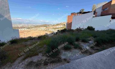 TERRENO EXCELENTE EN VENTA PRIVADA LOMAS DEL PEDREGAL PERFECTO PARA DEPARTAMENTOS