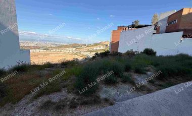 TERRENO EXCELENTE EN VENTA PRIVADA LOMAS DEL PEDREGAL PERFECTO PARA DEPARTAMENTOS